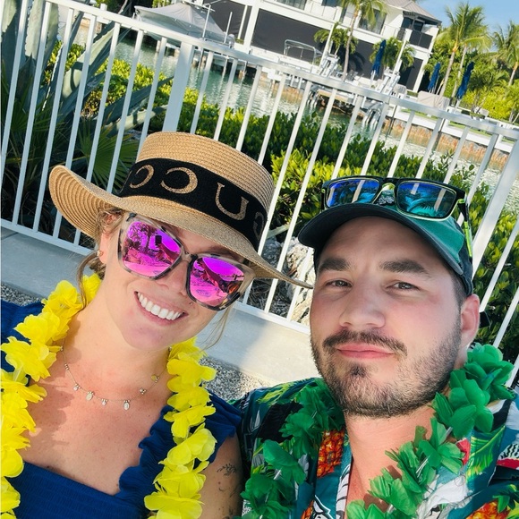 LIKE TO SAVE - UPCOMING LIVE SHOWS! 🛍️ - Picture 8 of 11